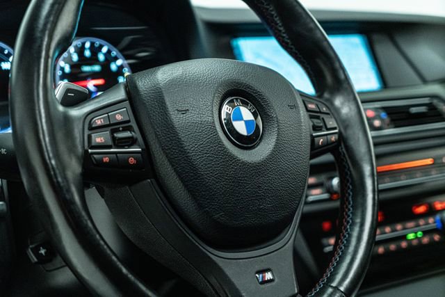 Used 2013 BMW M5 image 22
