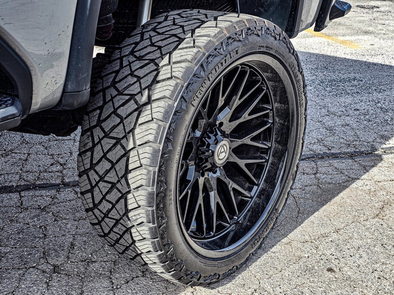 Used 2025 Chevrolet Silverado 2500 LT w/ Trail Boss Package image 13