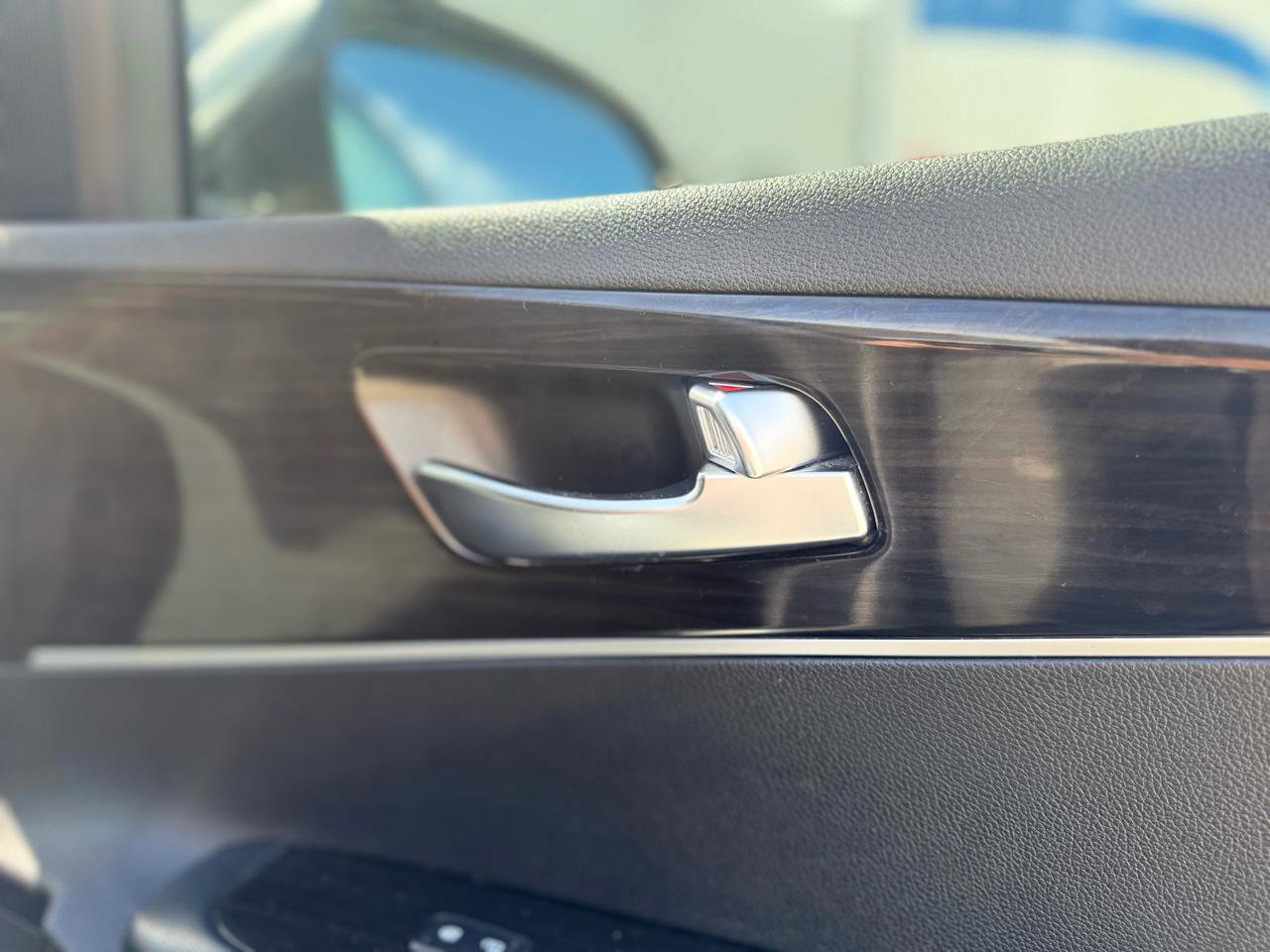 Used 2019 Kia Sorento L FWD image 47