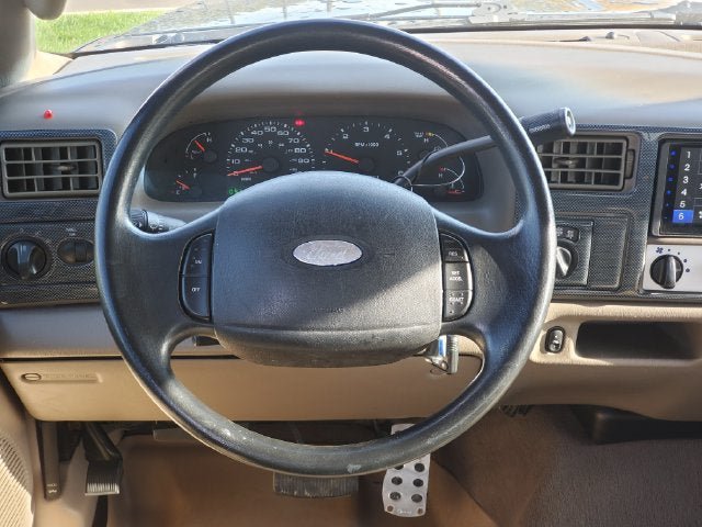 Used 2003 Ford F250 XLT AWD/4WD image 22