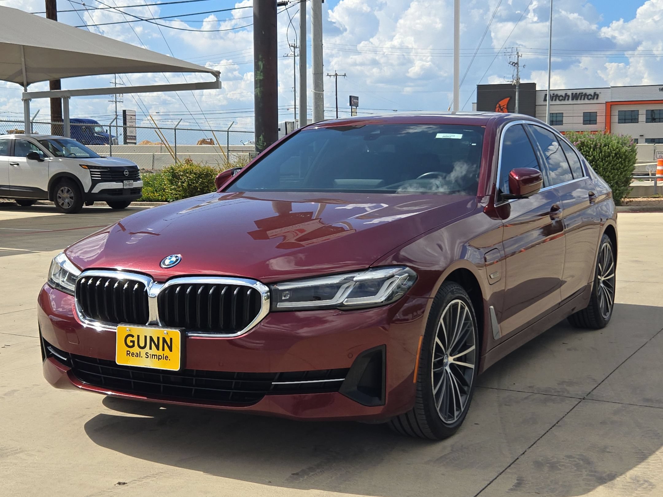 Used 2023 BMW 530e RWD image 7