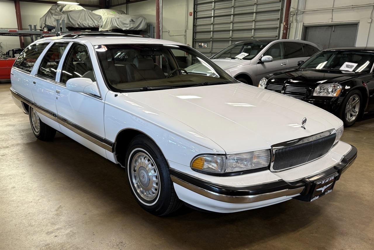 Used 1995 Buick Roadmaster Estate RWD image 1