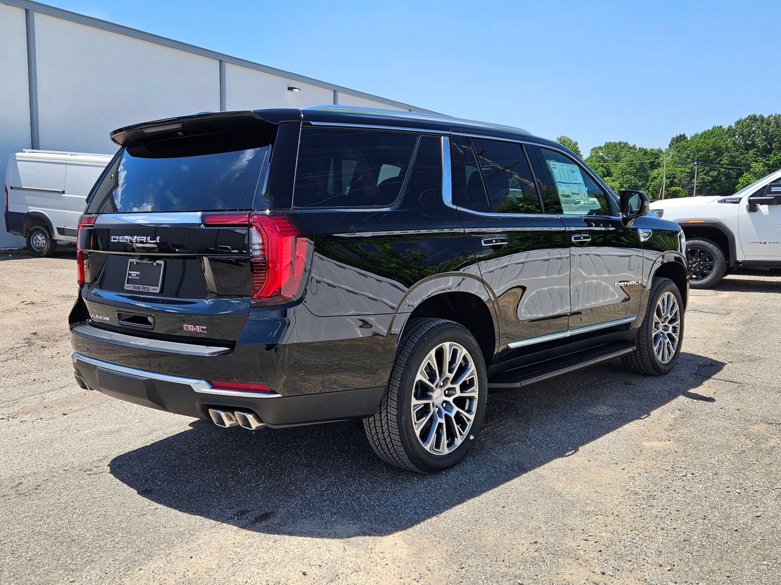 New 2026 GMC Yukon Denali AWD/4WD image 6