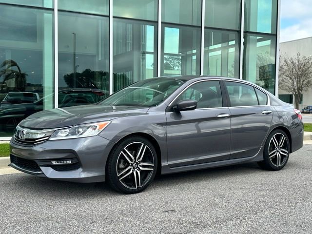 Used 2016 Honda Accord Sport image 4