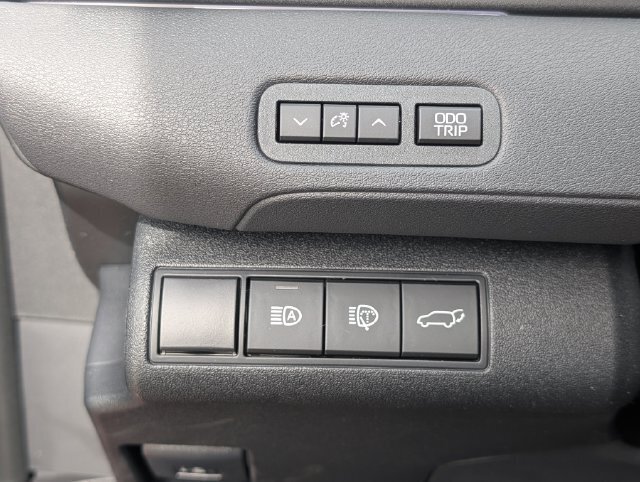 New 2026 Subaru Solterra AWD/4WD image 28