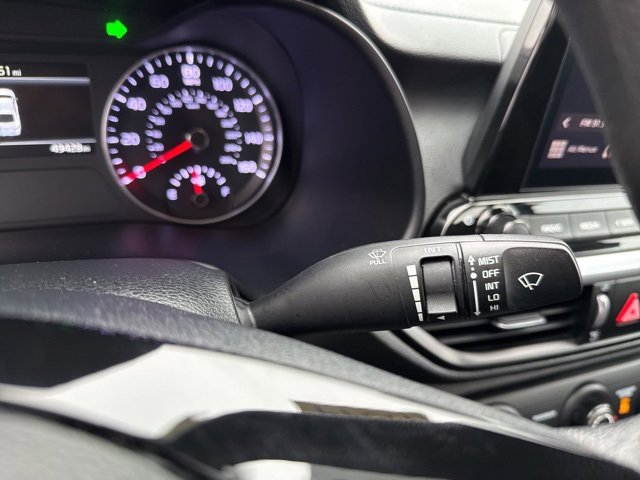 Used 2023 Kia Forte LXS image 17