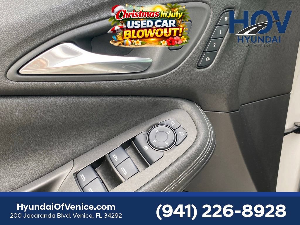 Used 2022 Buick Encore GX Essence w/ Experience Buick Package FWD image 22
