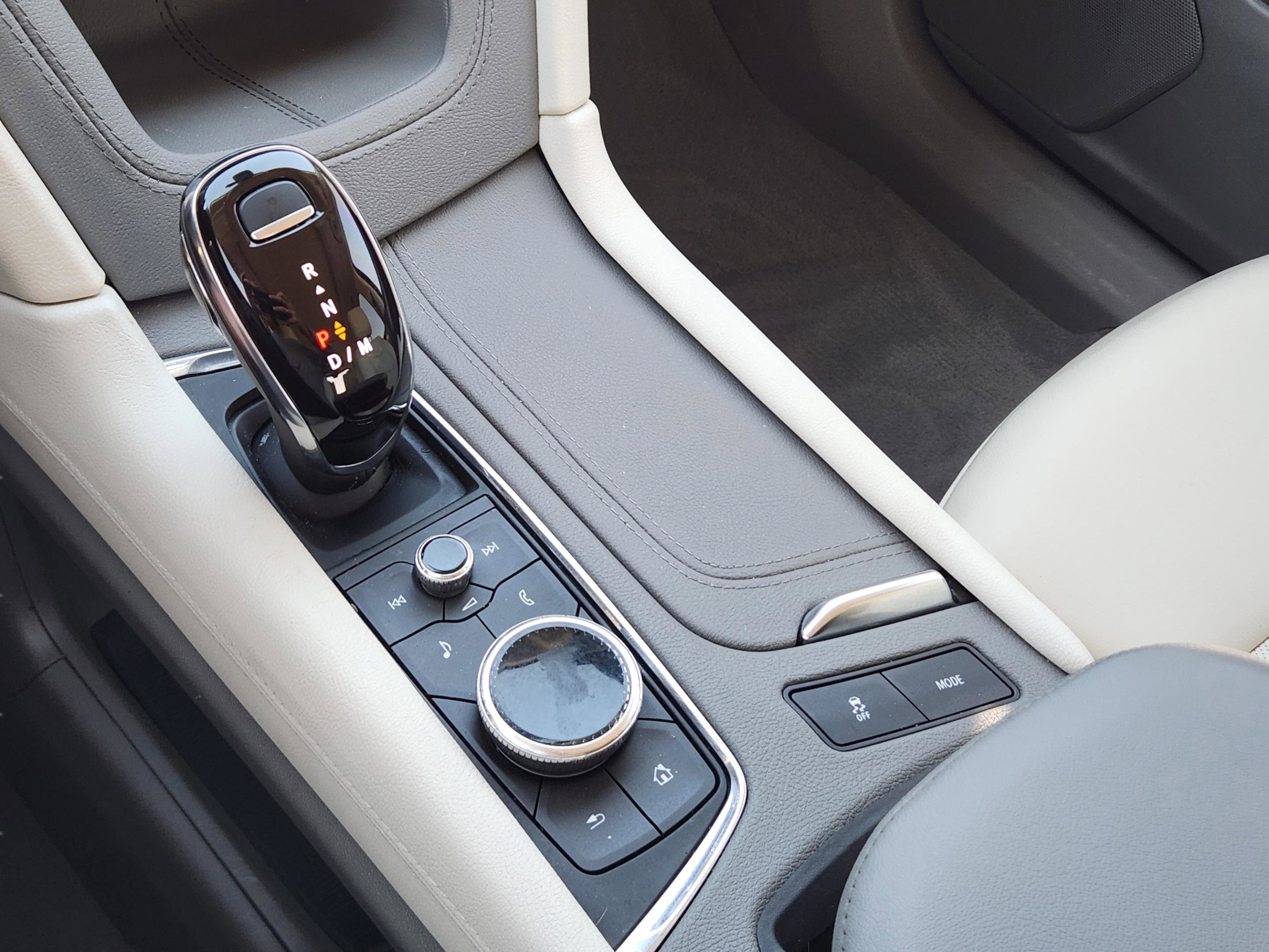 Used 2022 Cadillac XT6 Premium Luxury w/ Technology Package image 22