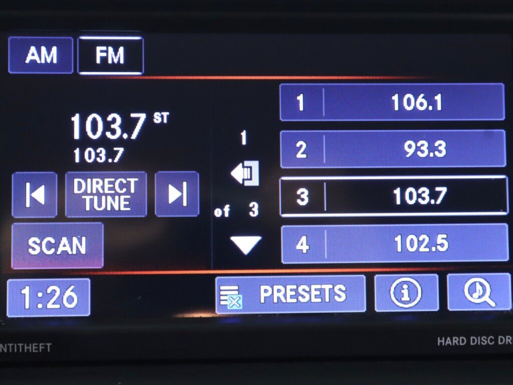 Used 2018 Dodge Grand Caravan SE FWD image 16
