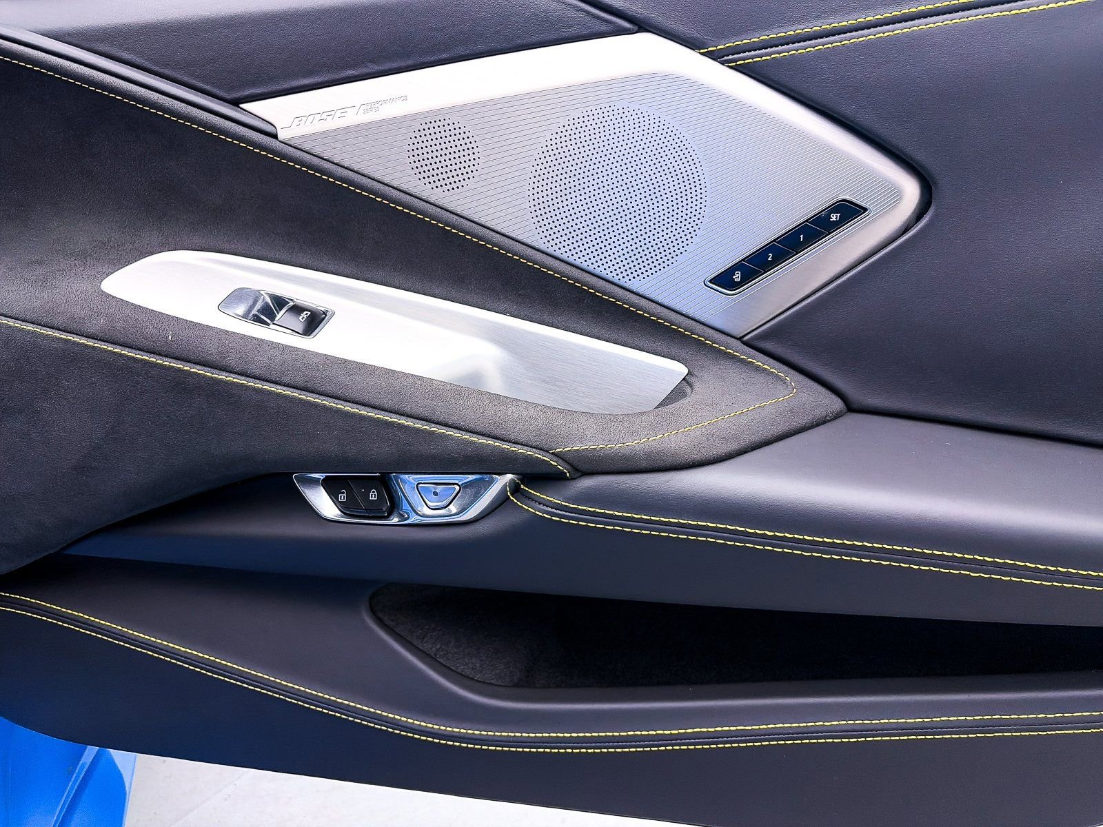 Used 2020 Chevrolet Corvette Stingray Premium Cpe w/ 3LT Preferred Equipment Group image 53