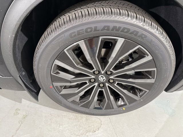 New 2026 Toyota C-HR image 16