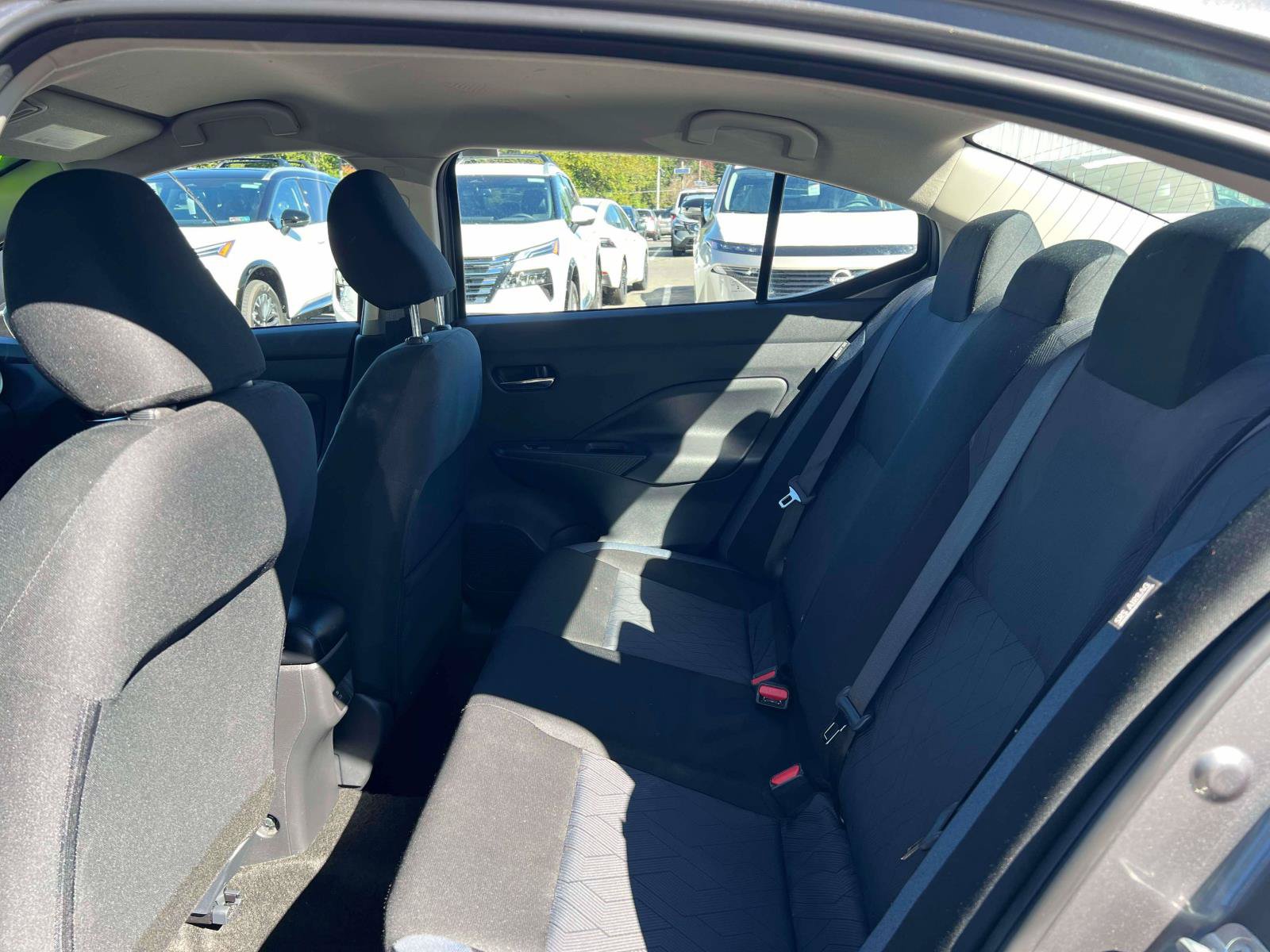 Used 2025 Nissan Versa SV FWD image 17