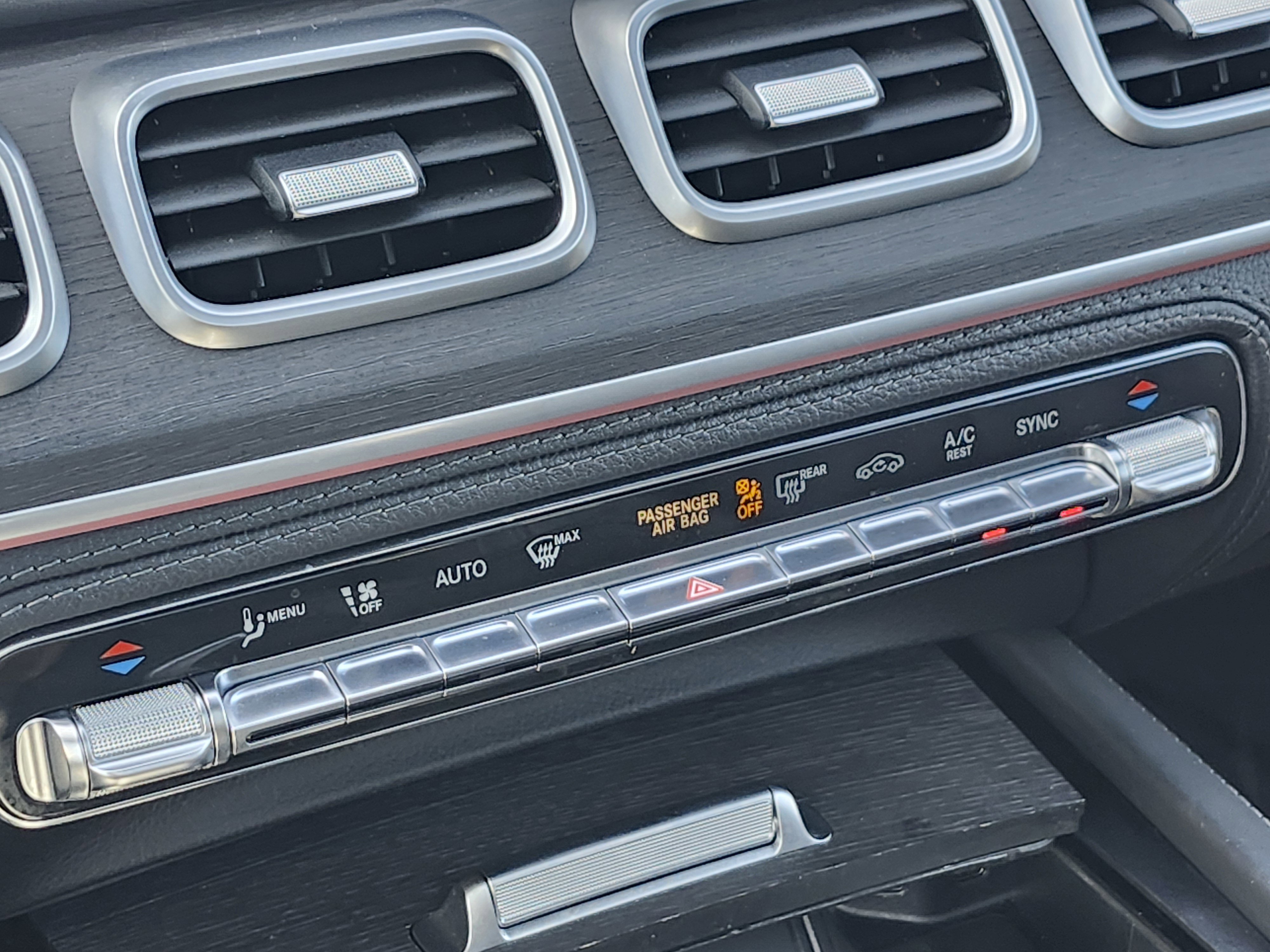 Used 2020 Mercedes-Benz GLS 580 4MATIC image 34