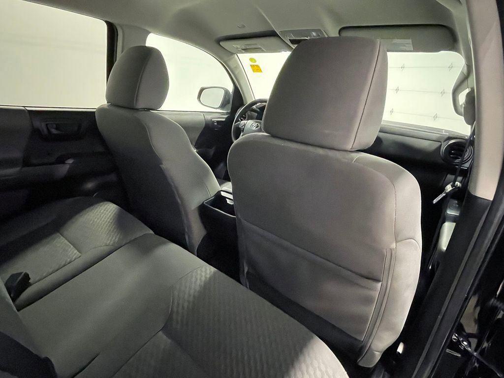 Used 2022 Toyota Tacoma SR image 27