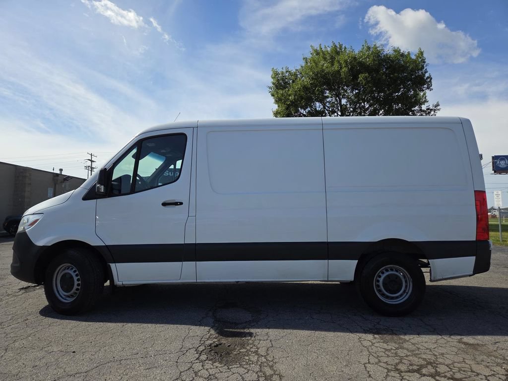 Used 2022 Mercedes-Benz Sprinter 1500 image 15