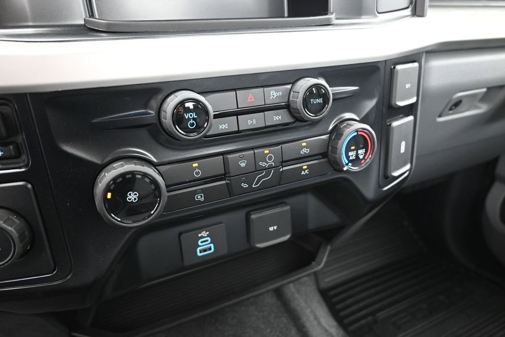 New 2025 Ford F350 XL w/ XL Chrome Package RWD image 13