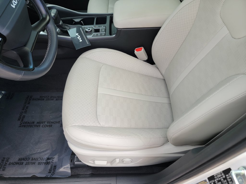 Used 2026 Kia Sorento S w/ S Panoramic Sunroof Package FWD image 16
