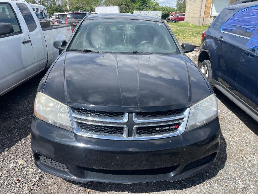 Used 2013 Dodge Avenger SE FWD image 2