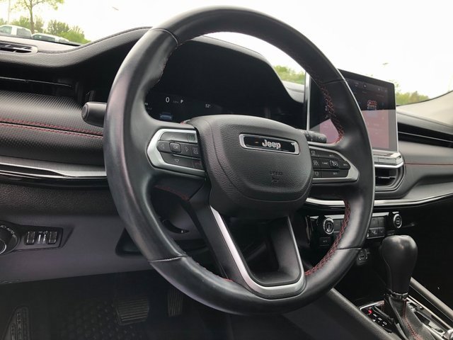 Used 2022 Jeep Compass Trailhawk w/ Trailhawk Elite Group image 7