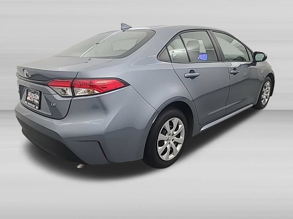 Used 2025 Toyota Corolla LE FWD image 5