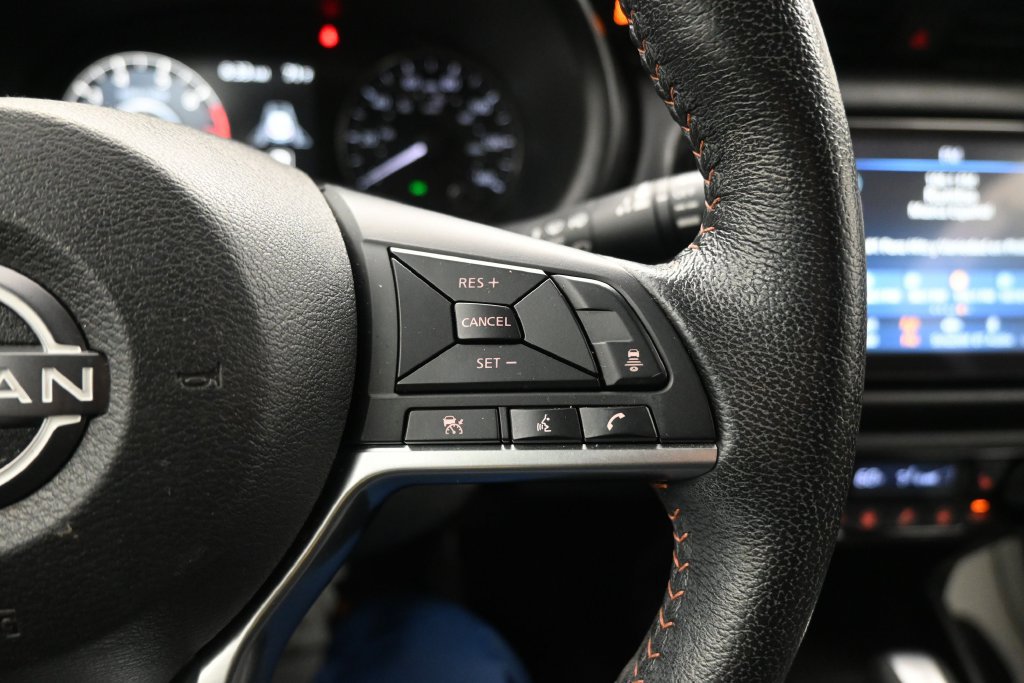 Used 2023 Nissan Kicks SR w/ SR Premium Package FWD image 15