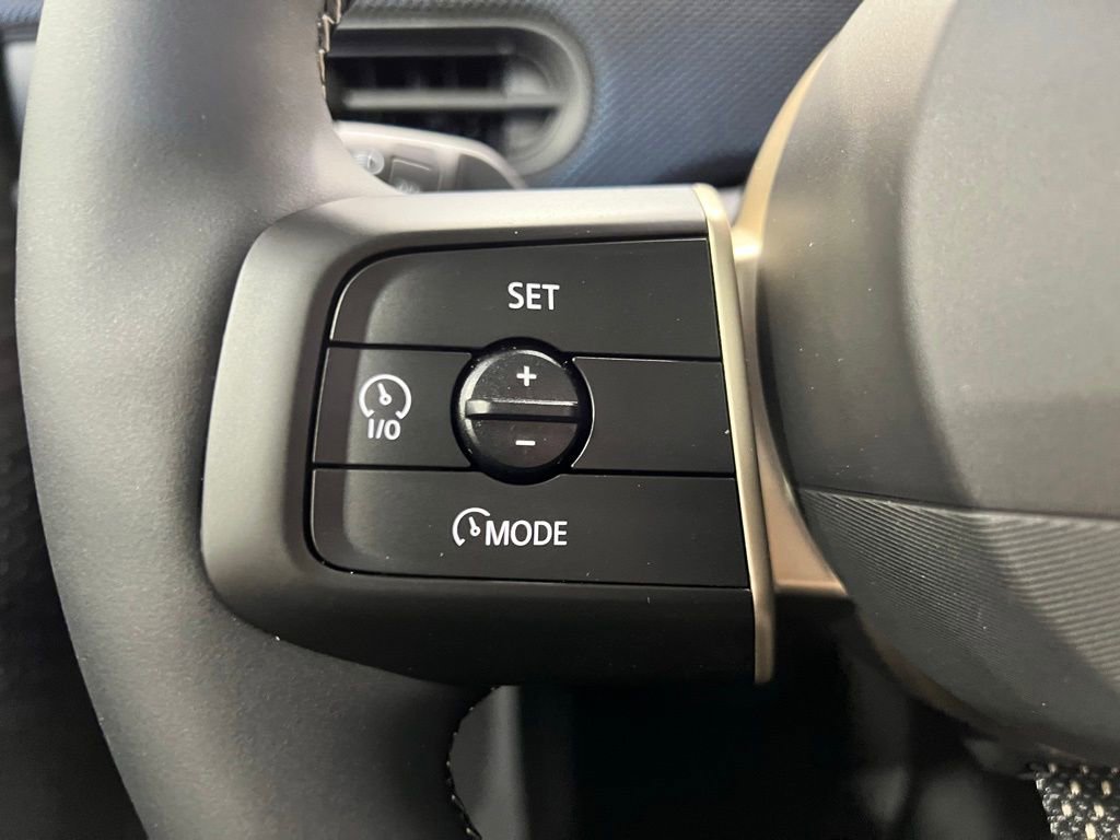 Certified 2025 MINI Cooper S image 17