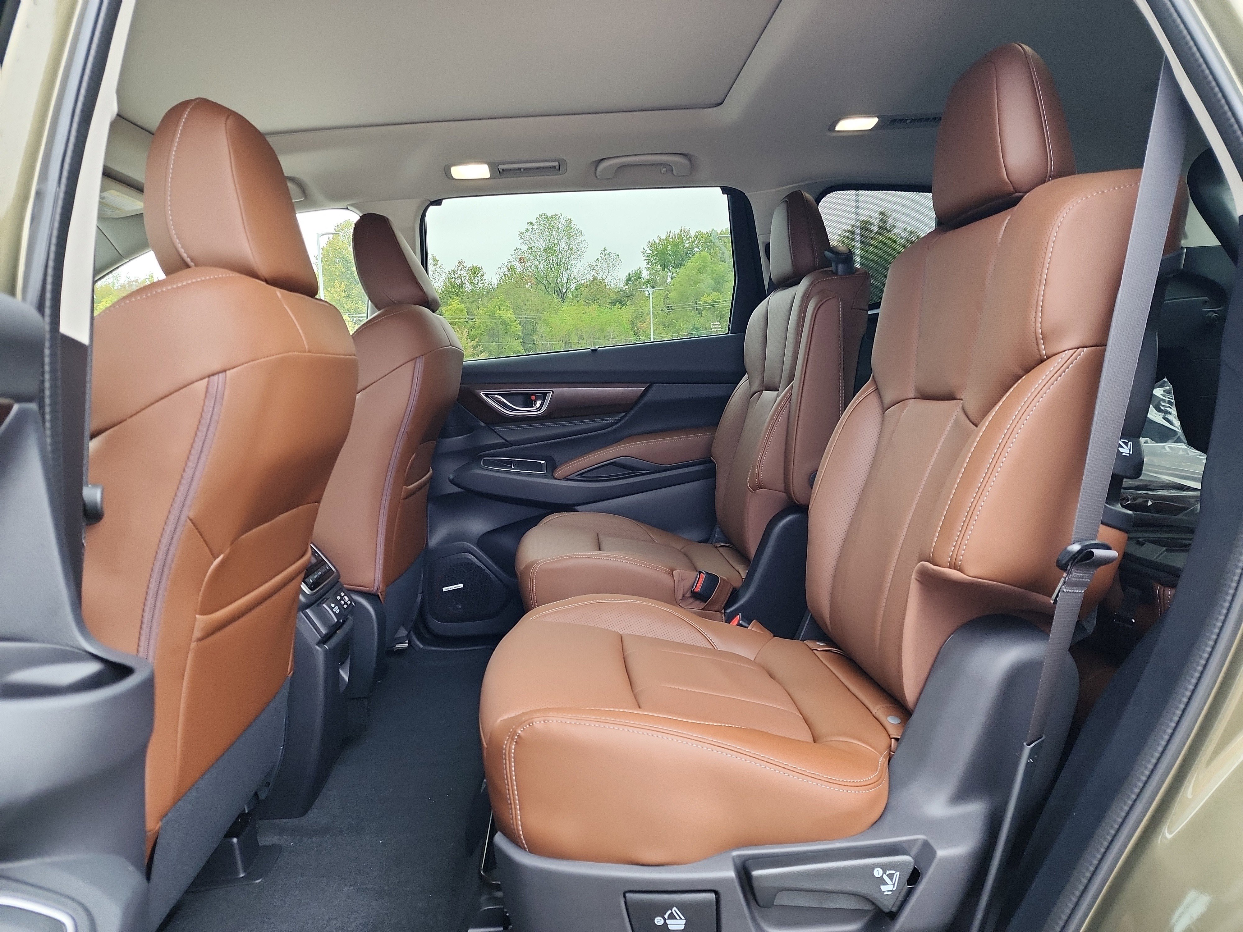 New 2025 Subaru Ascent Touring image 7