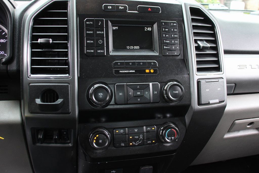 Used 2019 Ford F350 XLT image 28
