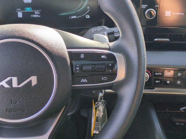 Certified 2023 Kia Sportage LX FWD image 19