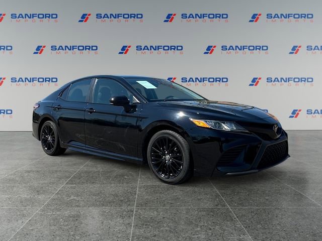 Used 2020 Toyota Camry SE image 7