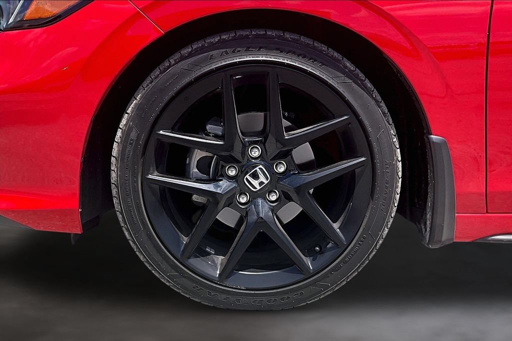 Used 2025 Honda Civic Sport image 31