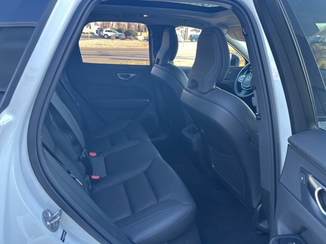 Certified 2025 Volvo XC60 B5 Plus image 13