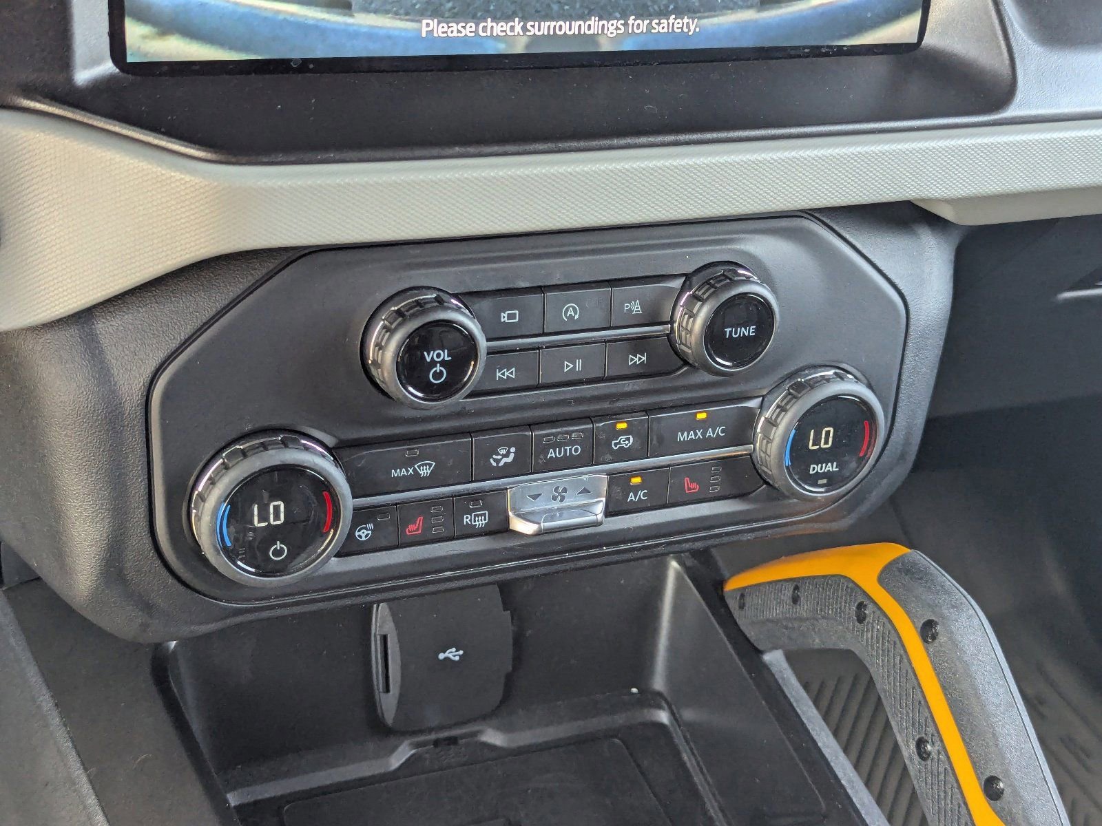 Used 2023 Ford Bronco Badlands AWD/4WD image 44