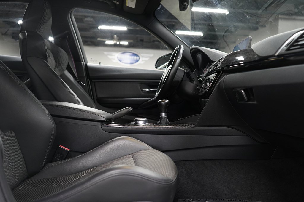 Used 2018 BMW M3 RWD image 24