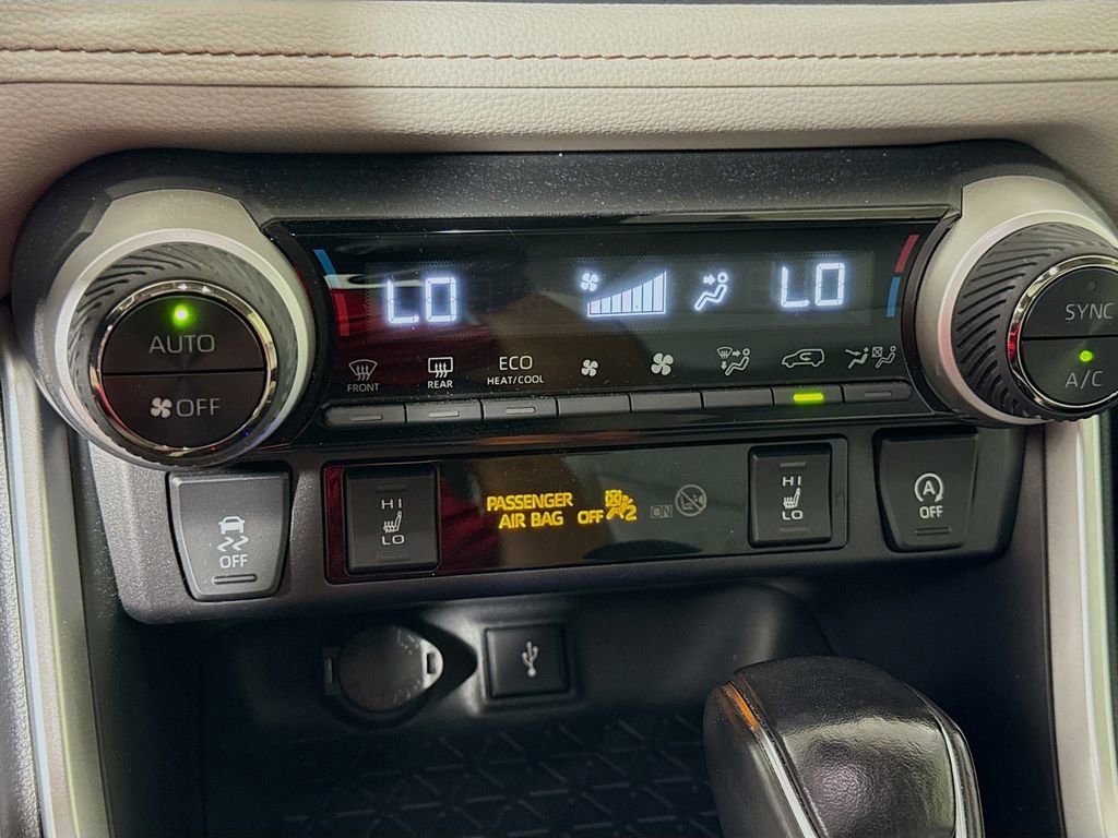 Certified 2022 Toyota RAV4 XLE Premium FWD image 15