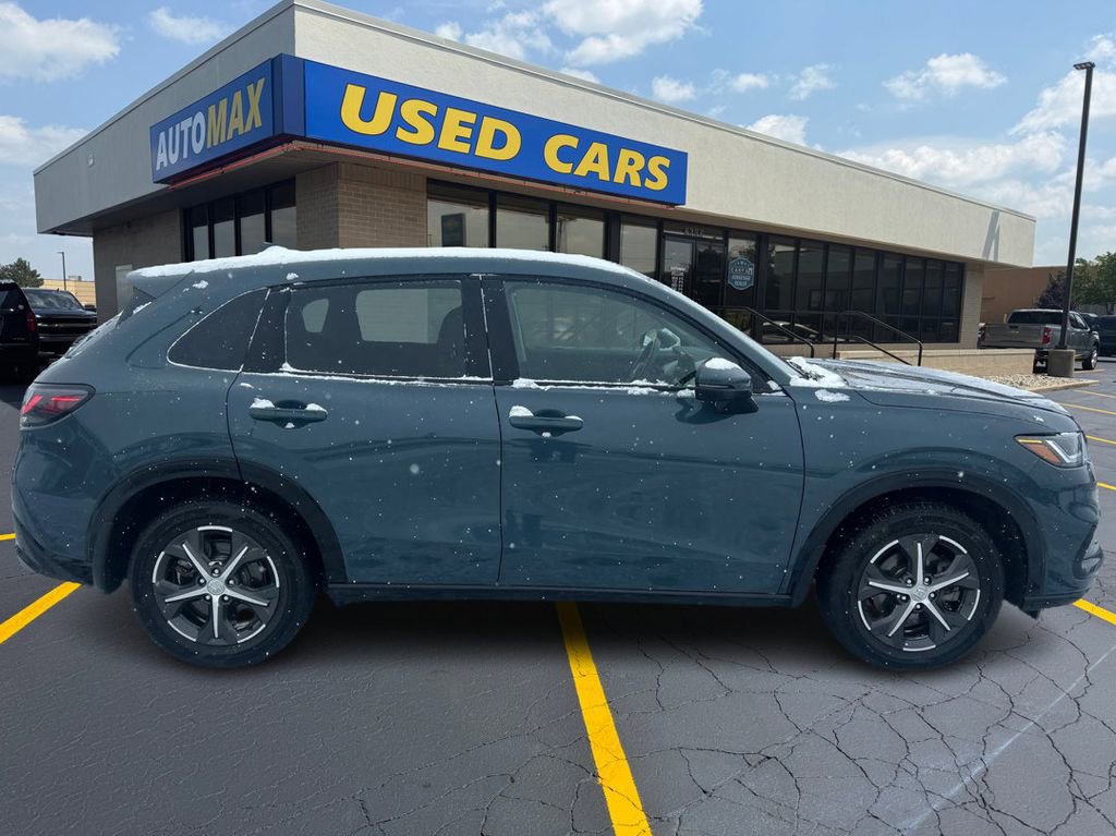 Used 2024 Honda HR-V EX-L image 2