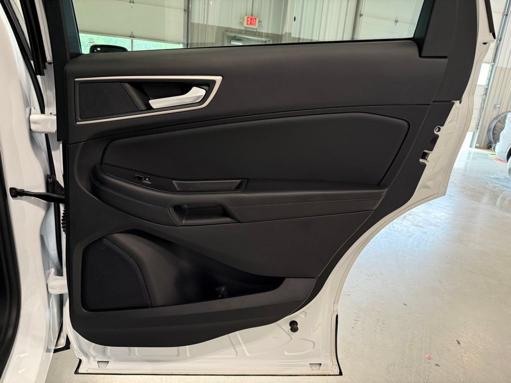 Certified 2024 Ford Edge SEL w/ Convenience Package AWD/4WD image 29