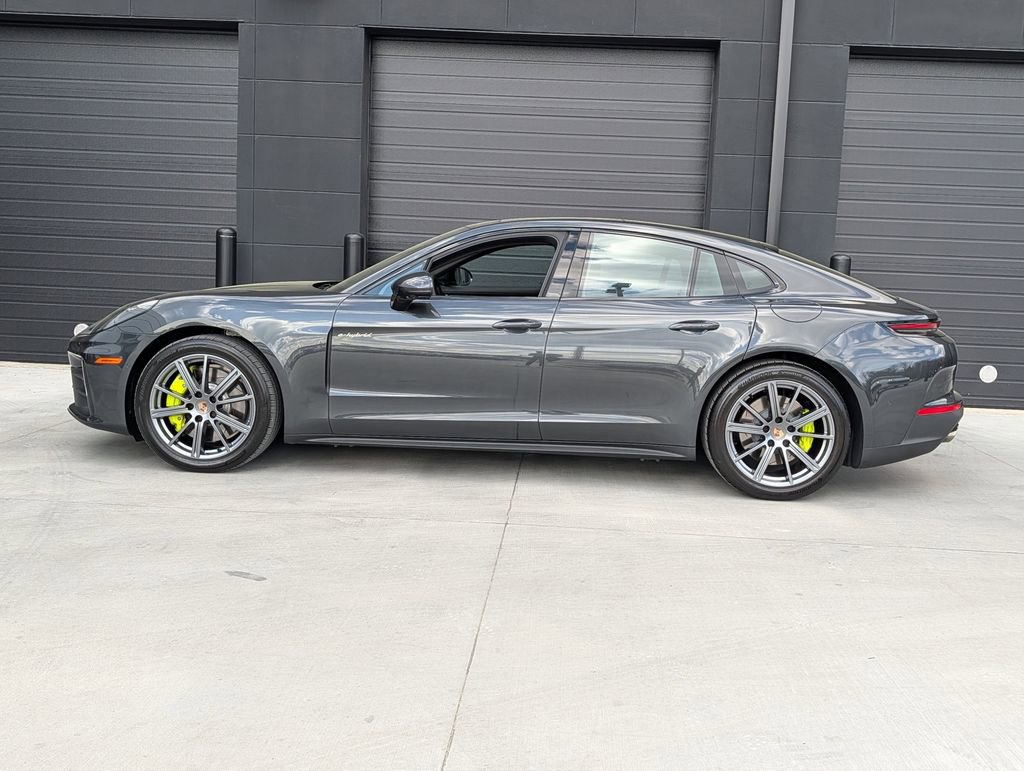 Used 2025 Porsche Panamera 4 image 2