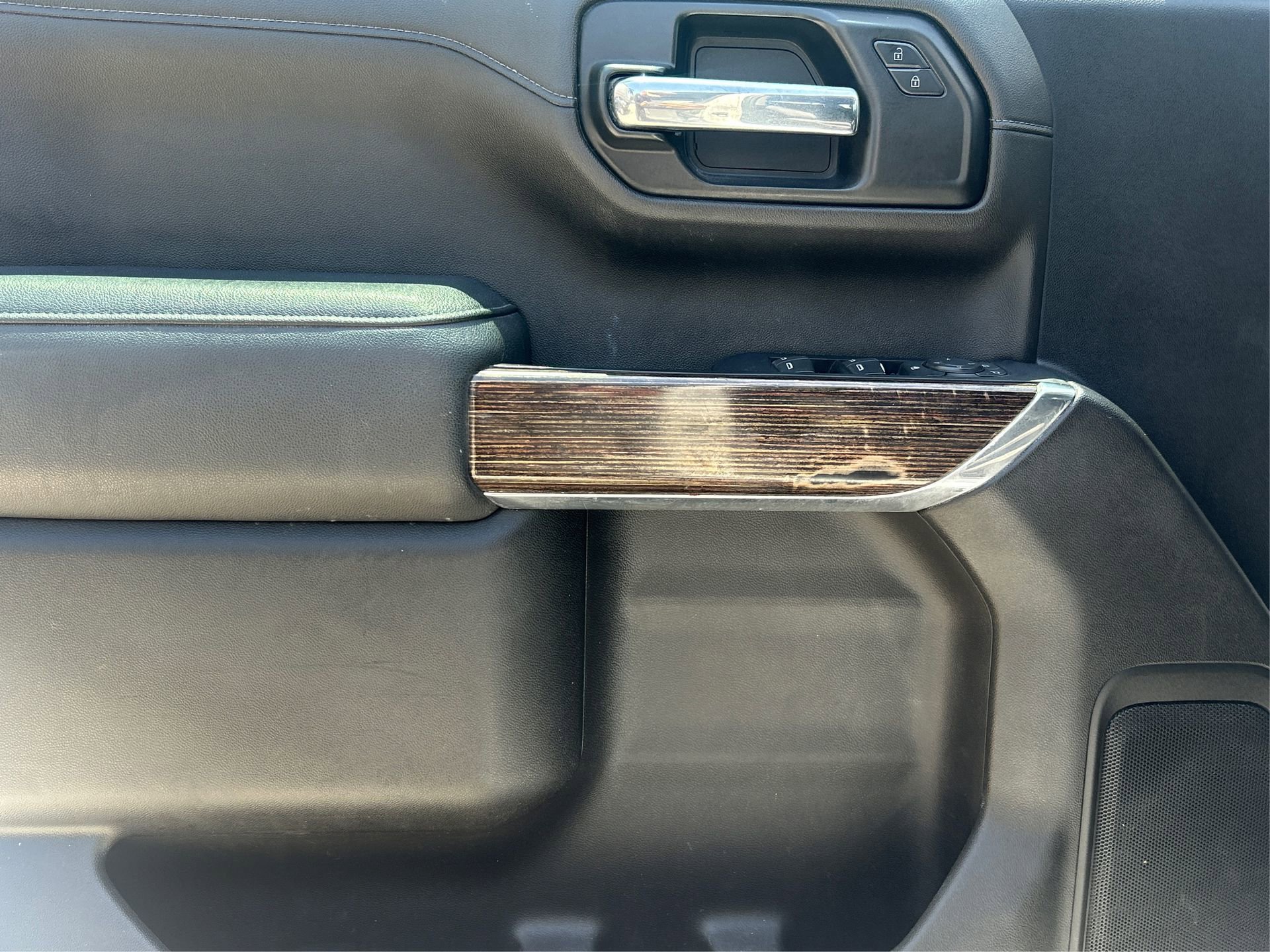 Used 2021 GMC Sierra 1500 Elevation w/ LPO, Elevation Black Package image 24