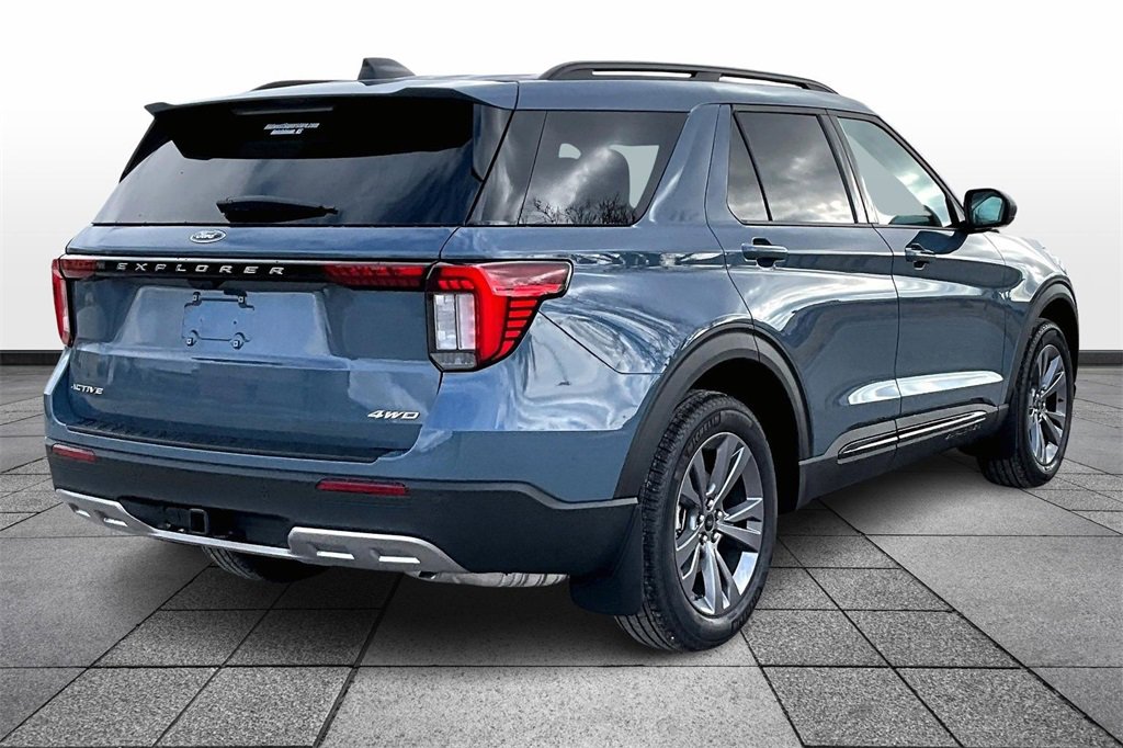 New 2026 Ford Explorer Active w/ Active Comfort Package image 9