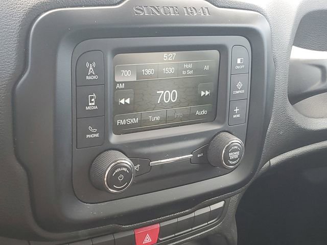 Used 2015 Jeep Renegade Latitude AWD/4WD image 27