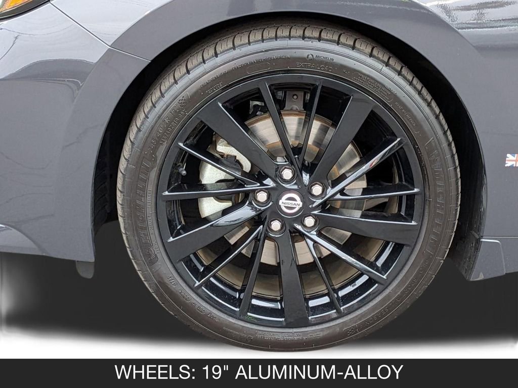 Certified 2021 Nissan Maxima Platinum w/ 40th Anniversary Package FWD image 11