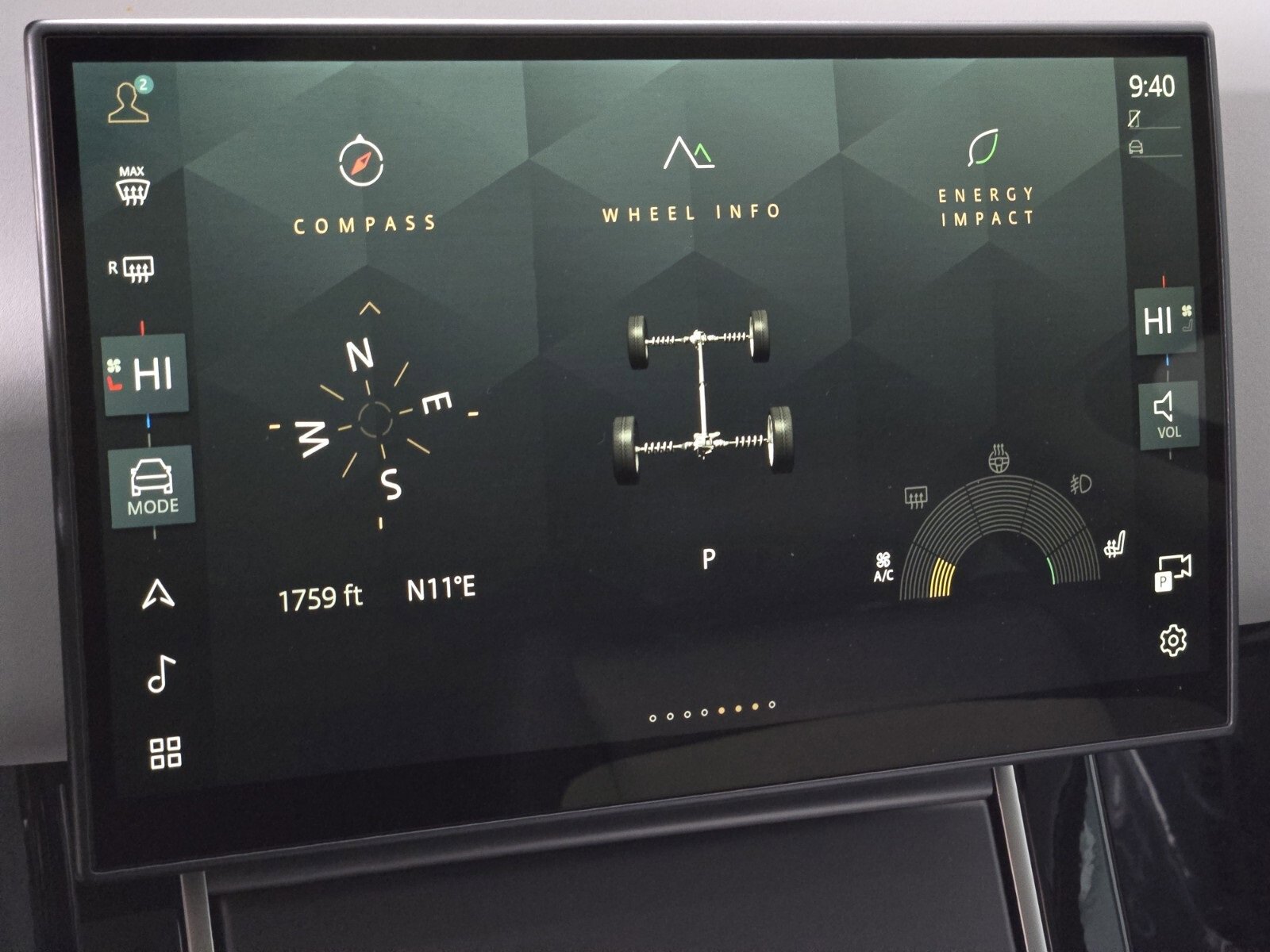 Used 2024 Land Rover Range Rover Evoque Dynamic SE image 30