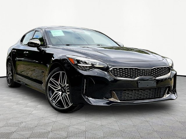 Used 2022 Kia Stinger GT1 w/ Red Interior Color Package AWD/4WD image 3