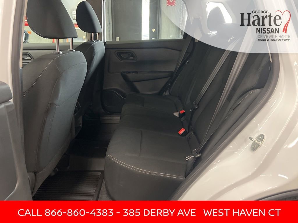 Certified 2025 Nissan Rogue S image 31