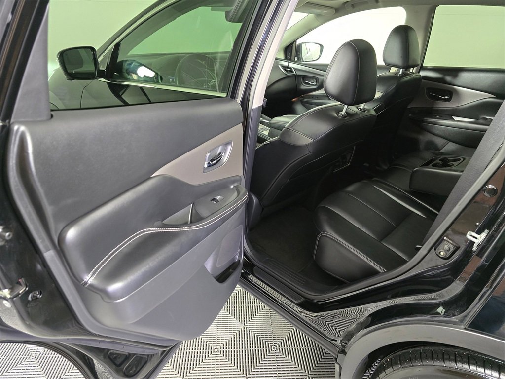 Used 2024 Nissan Murano SL image 17