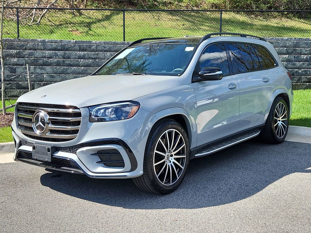 Used 2025 Mercedes-Benz GLS 580 4MATIC image 1