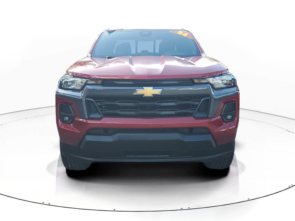 Used 2024 Chevrolet Colorado LT w/ LT Convenience Package image 2