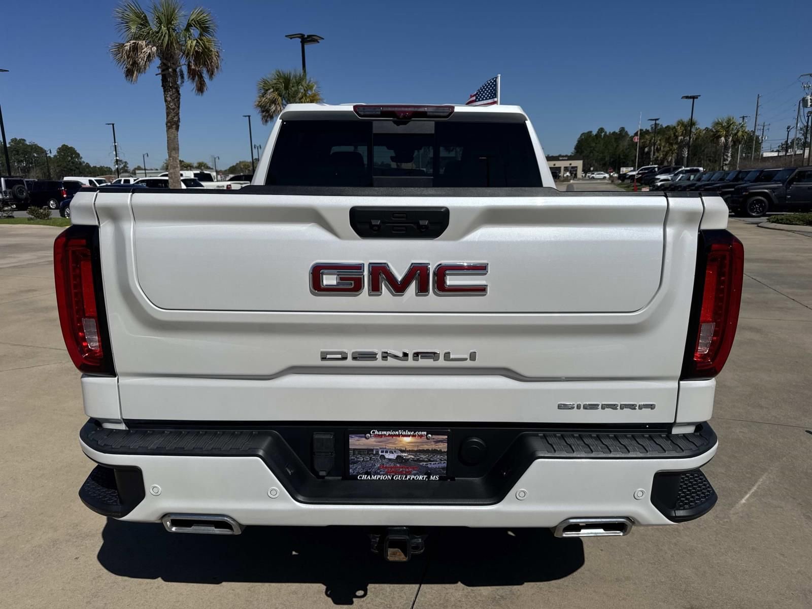 Used 2024 GMC Sierra 1500 Denali w/ Denali Reserve Package image 6