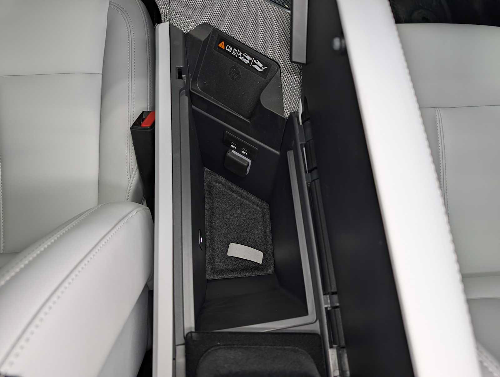 New 2026 Cadillac Optiq Sport 1 AWD/4WD image 16